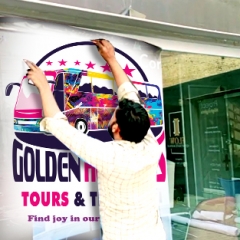 Vinyle Sticker Pasting